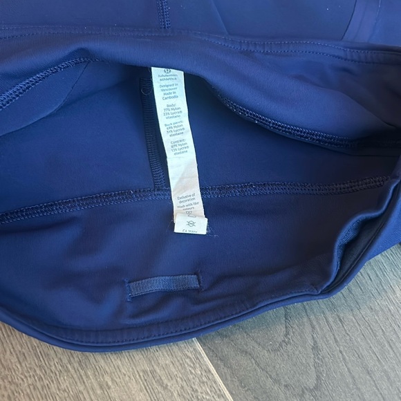 Lululemon Blue On Track Crop Leggings 19" Hero Blue Women size 8 - Picture 13 of 16